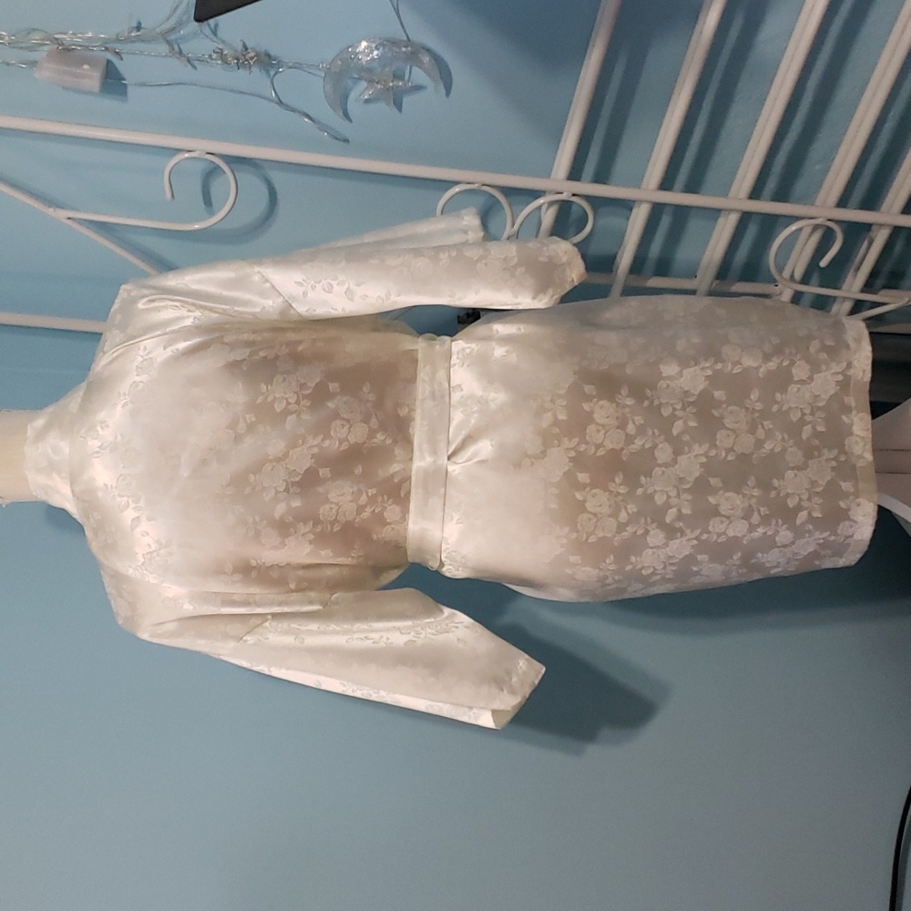 100% Silk Floral Kimono Robe - Bridal Robe - Picture 10 of 16